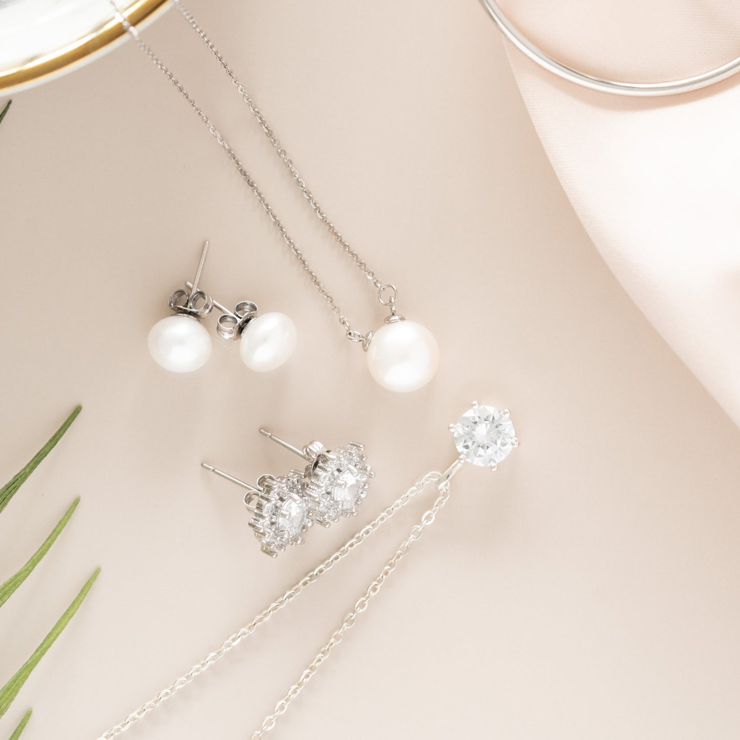 Cubic Zirconia Necklace Silver