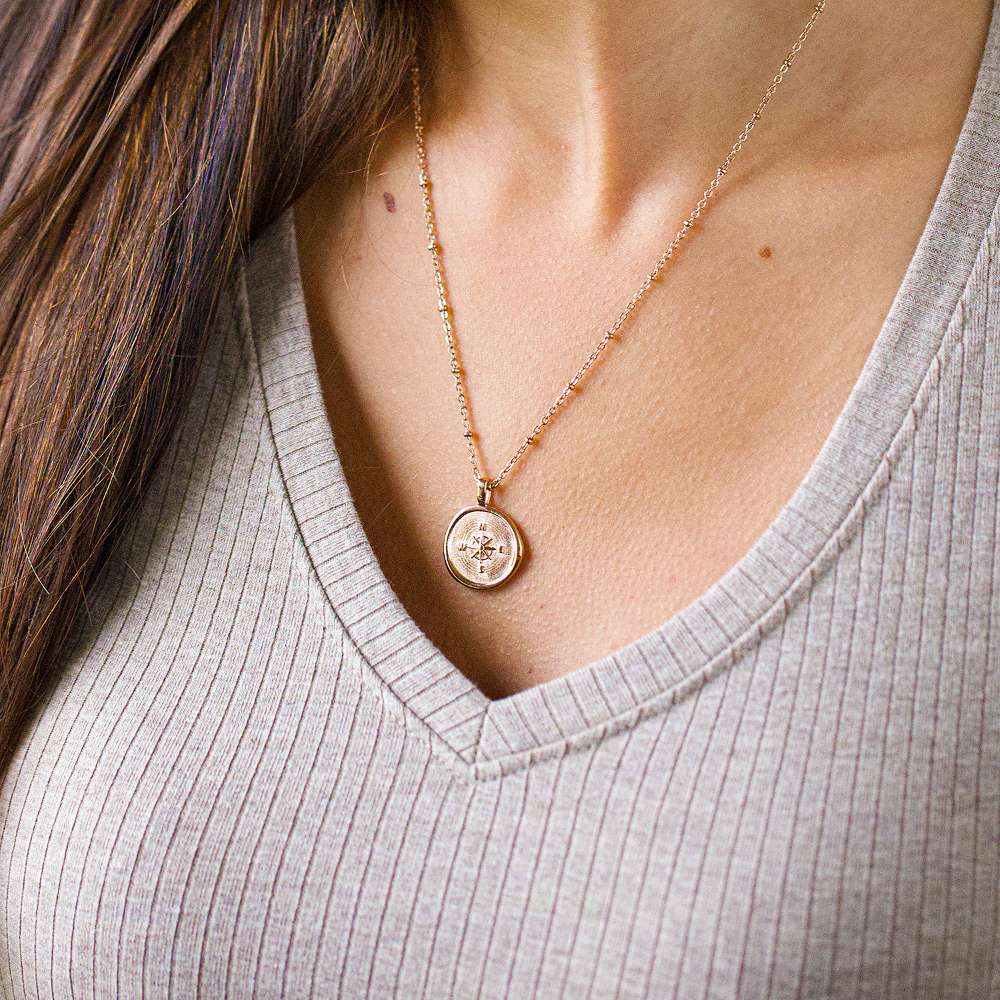 Compass Necklace Rose Gold