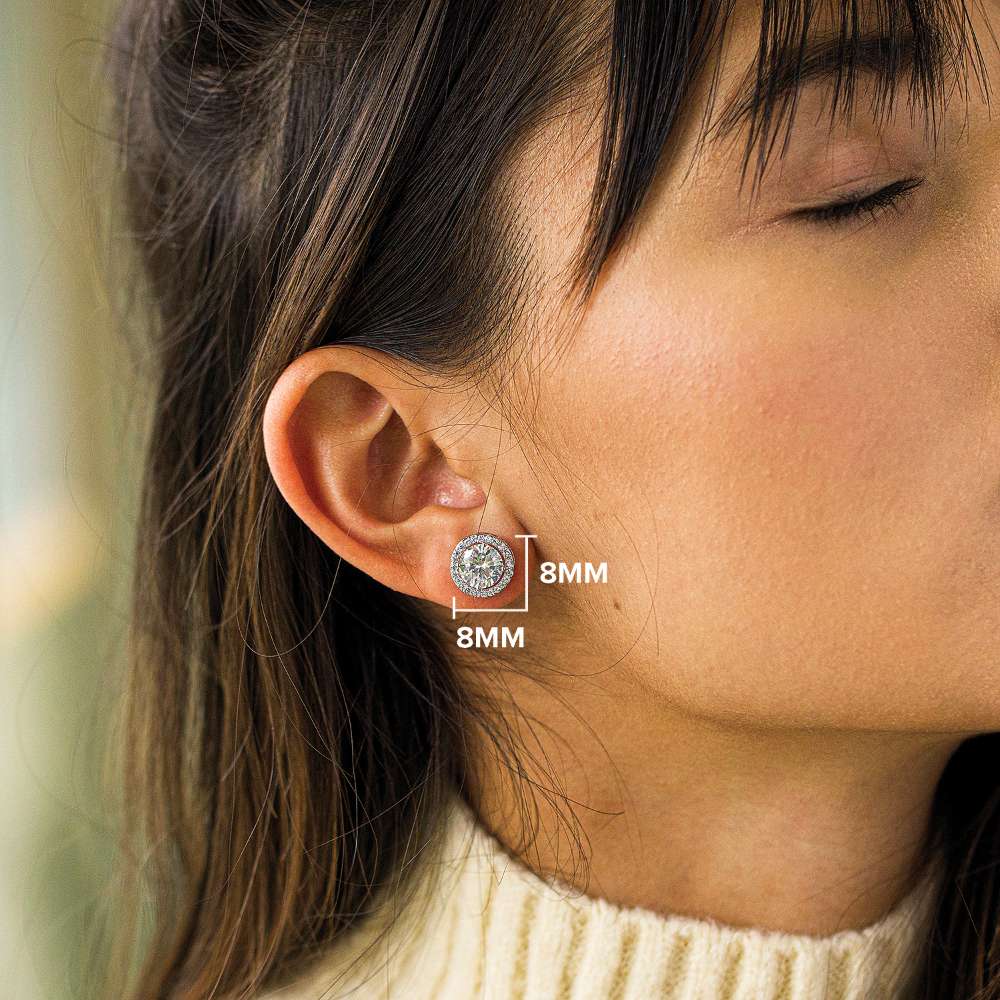 Round cubic zirconia stud earrings Silver